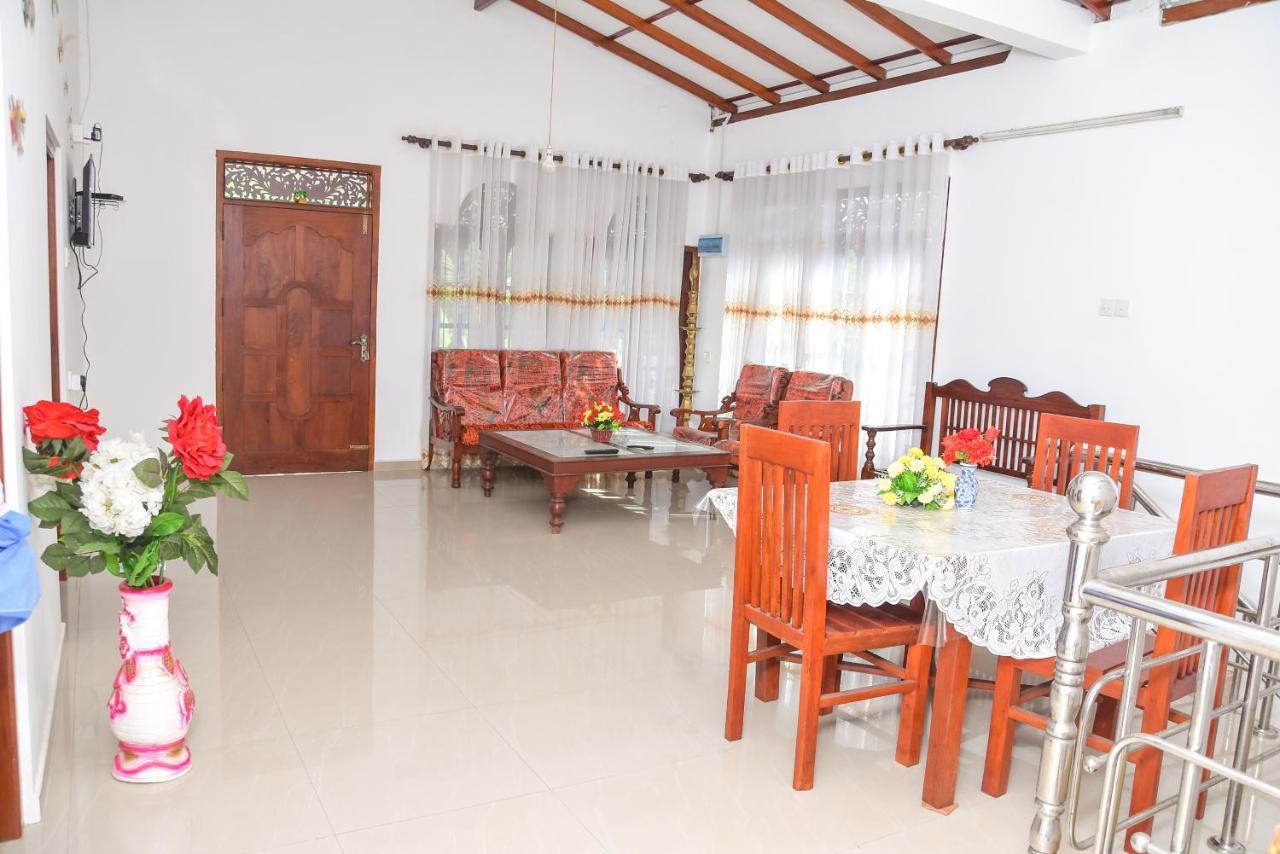 Rashmi Homestay Balapitiya Kültér fotó